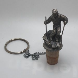 Vintage WTU Pewter Downhill Skier Wine Stopper / Cork